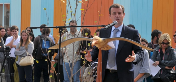 Ministro Rodrigo Pérez inaugura escuela-hogar para menores en situación de calle